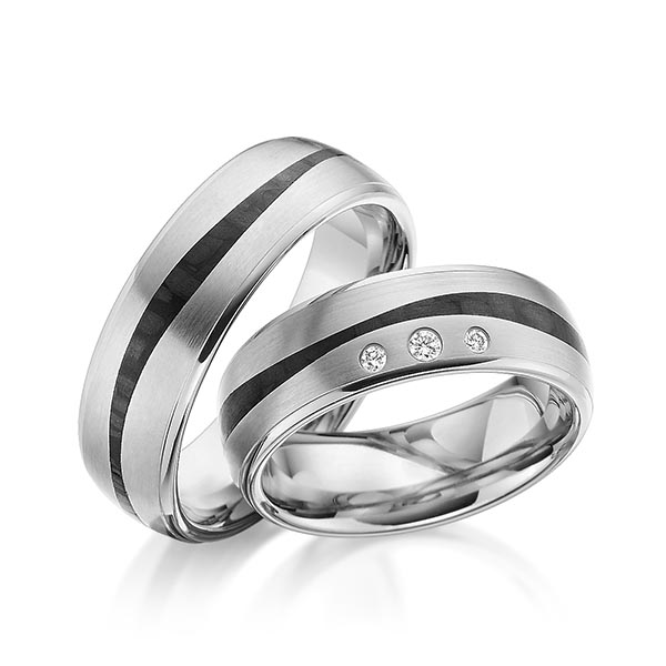 trouwringen-tr0523-carbon-grijsgoud TR0523 model in mat grijs zwart 7 mm