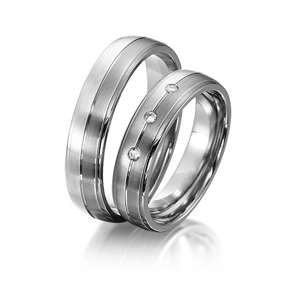 trouwringen-tr0547-witgoud-donker-grijsgoud TR0547 model in wit en grijs mat 5 mm