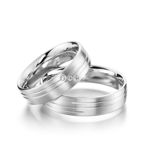 trouwringen-tr0556-witgoud TR0556 model in mat 5,5 mm