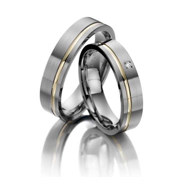 trouwringen-tr0562-palladium-geelgoud TR0562 model in grijs met geel mat glans 5 mm