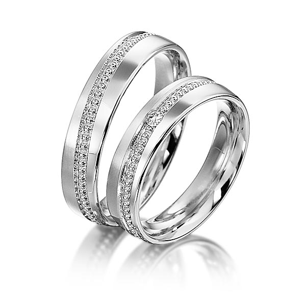 trouwringen-tr0576-witgoud TR0576 model in glans en mat 5 mm