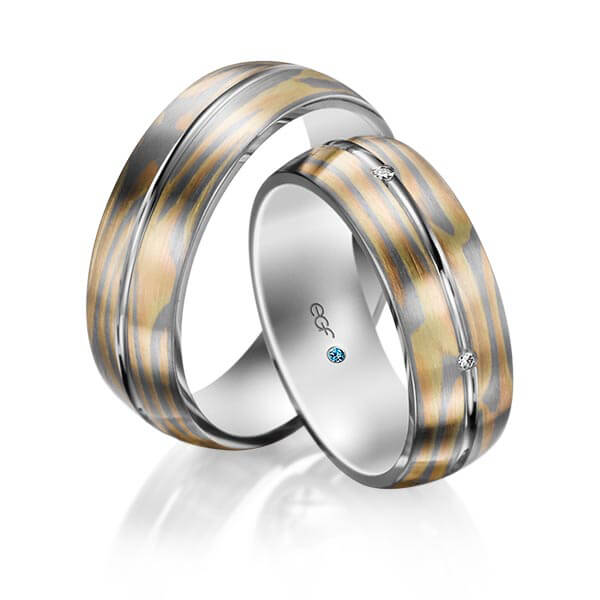 trouwringen-tr0667-palladium-zilver-groen-goud-grijs-goud-rood-goud TR0667 model in grijs met groen en rood 7 mm