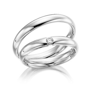 trouwringen zilver met diamant in spanzetting